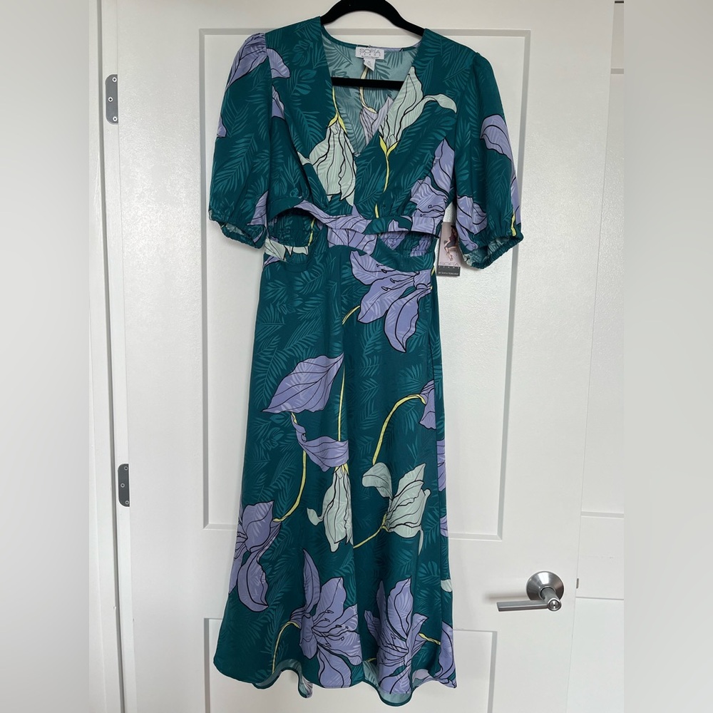 Sofia Vergara floral dress with cutouts